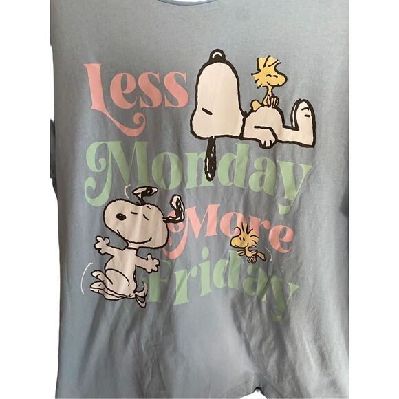 Peanuts, snoopy, NWT short sleeve, blue graphic, T-shirt, size medium - Picture 3 of 5